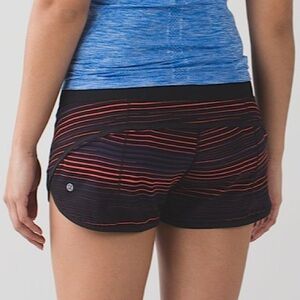 Lululemon Speed Short 4-Way Stretch Twisted Dune Alarming Black / Black 8